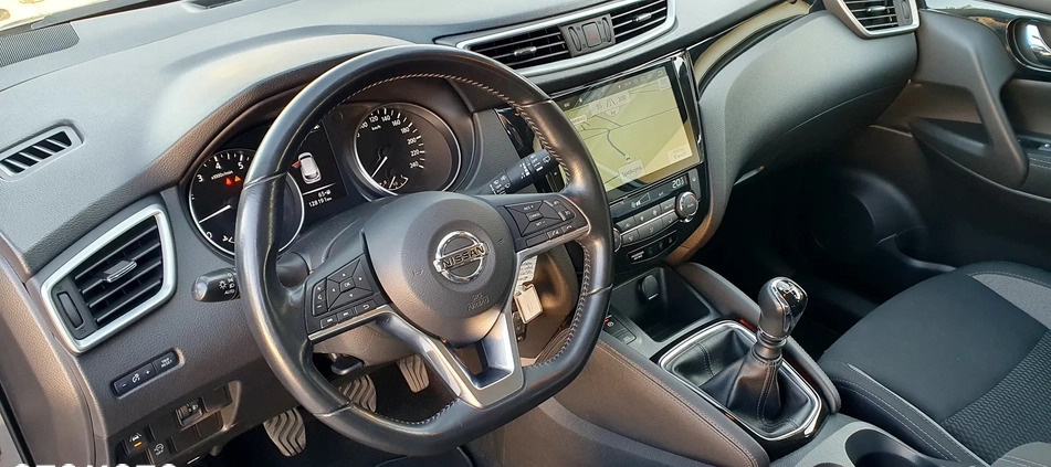 Nissan Qashqai cena 79900 przebieg: 128191, rok produkcji 2018 z Bydgoszcz małe 596